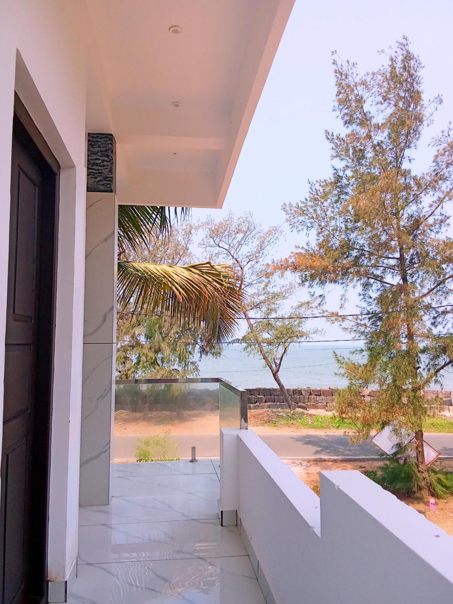 Appu'S Nido Hotel Pallipuram Bagian luar foto