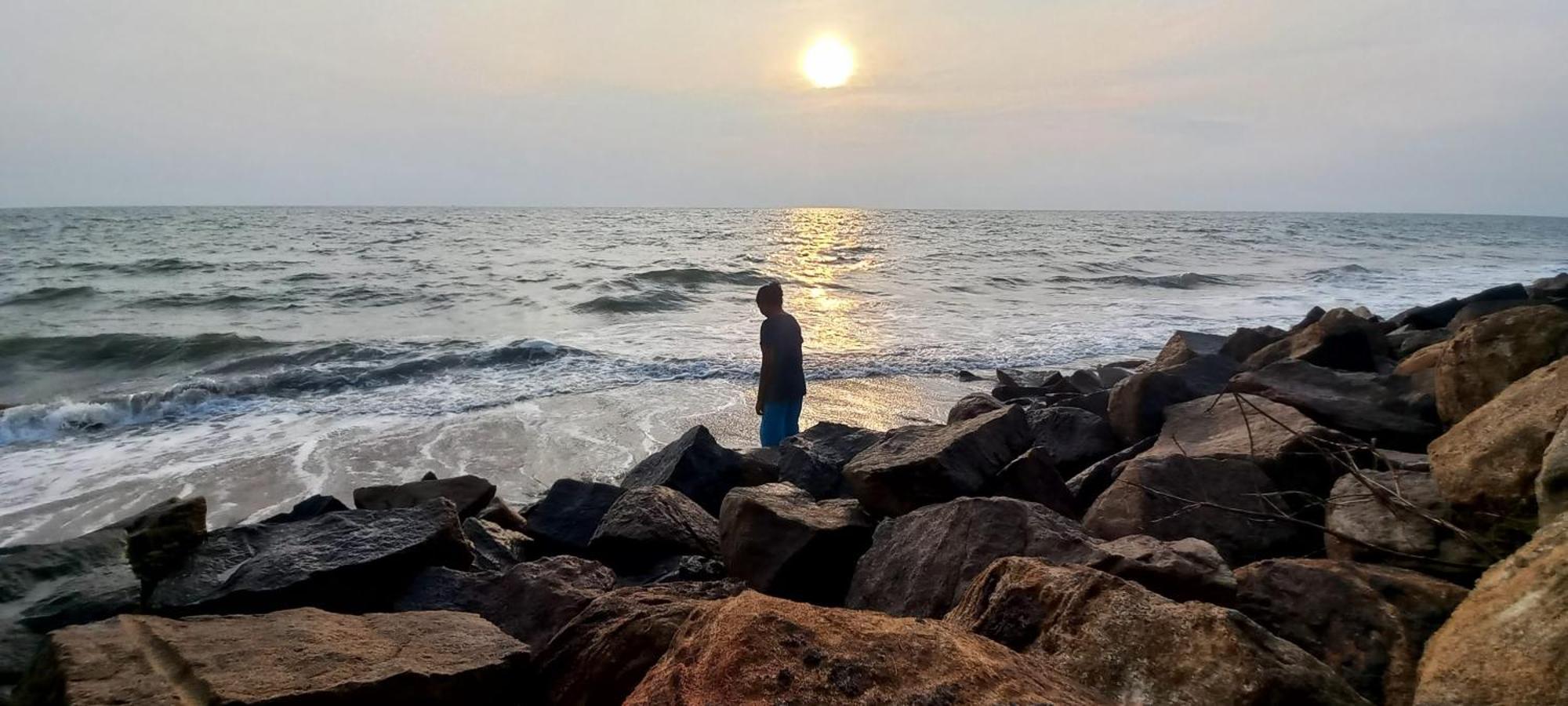 Appu'S Nido Hotel Pallipuram Bagian luar foto