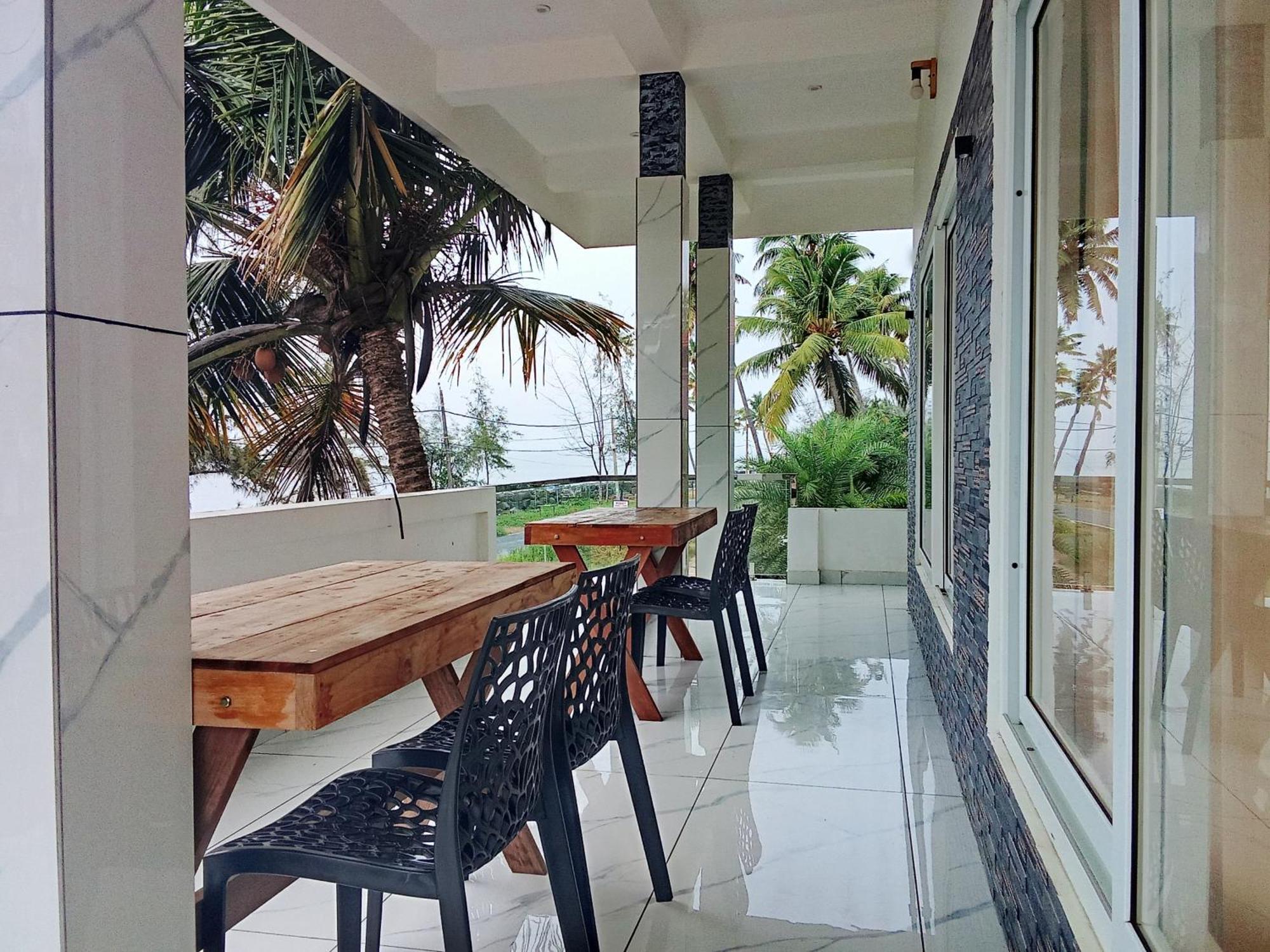 Appu'S Nido Hotel Pallipuram Bagian luar foto
